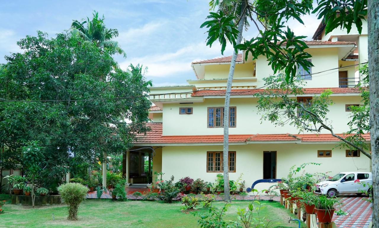 Hotel La Exotica Varkala Zewnętrze zdjęcie